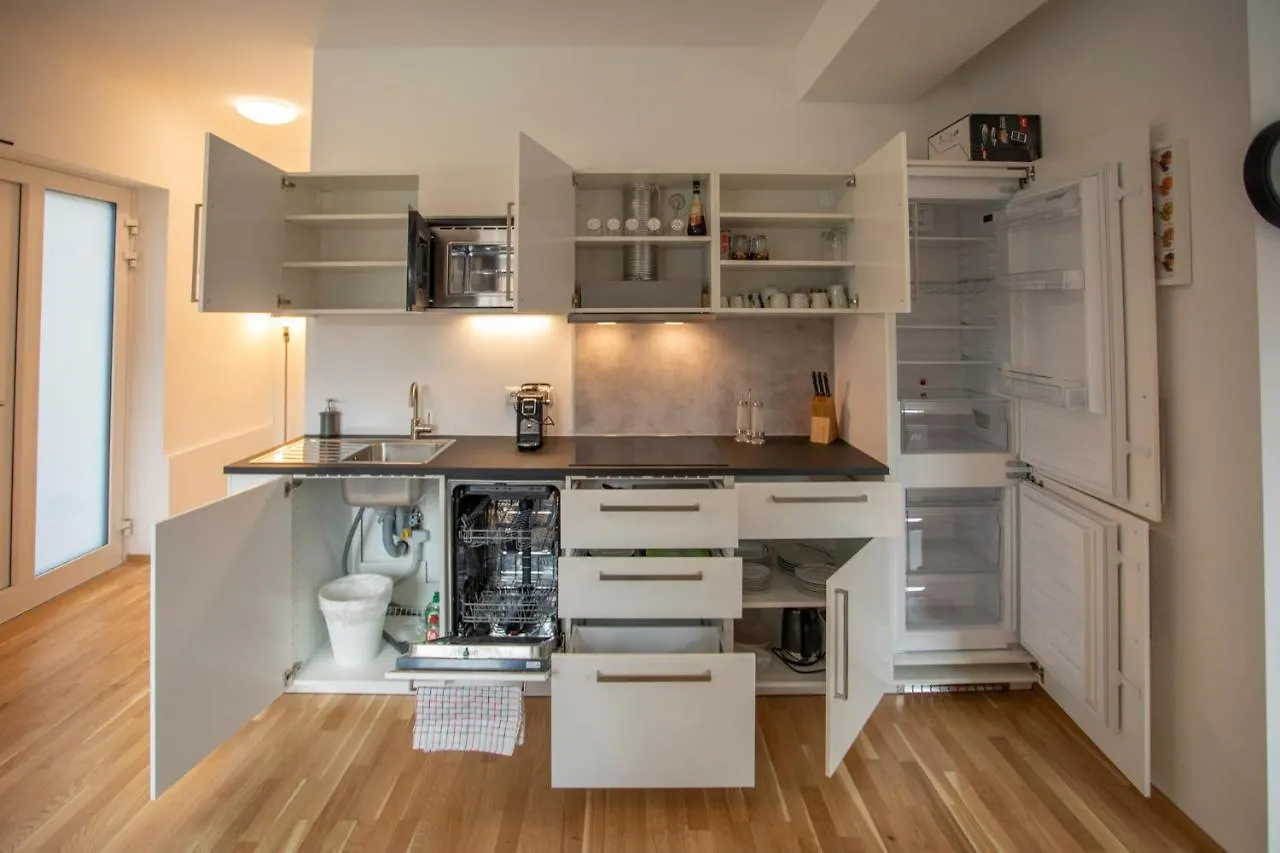 Lovely City Center Apartment In Innsbruck Austria